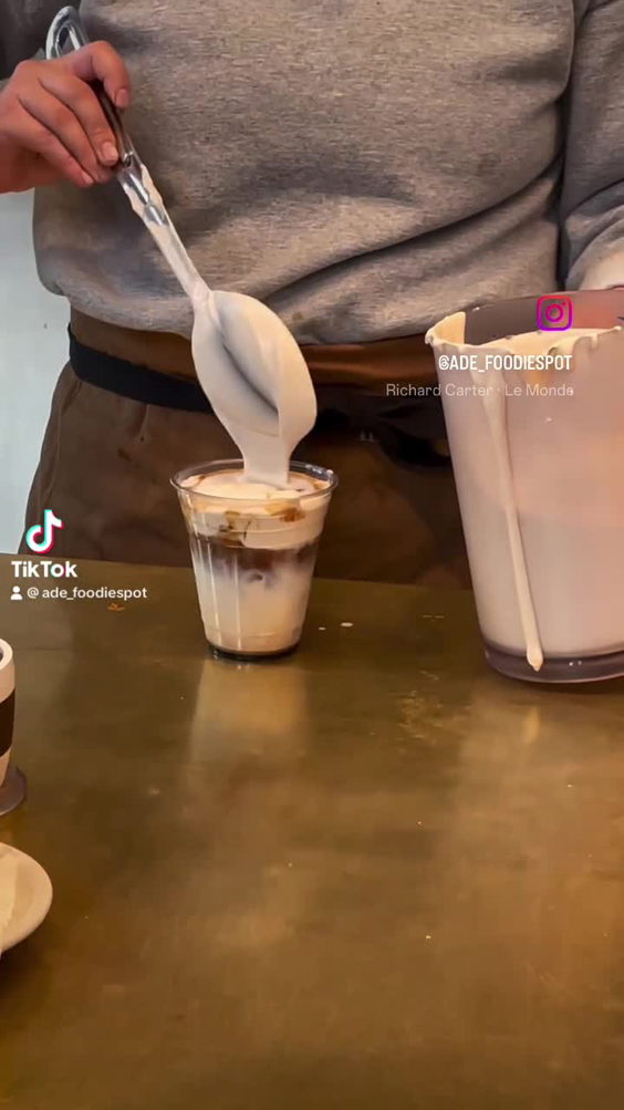 Mandarin Coffee Stand
