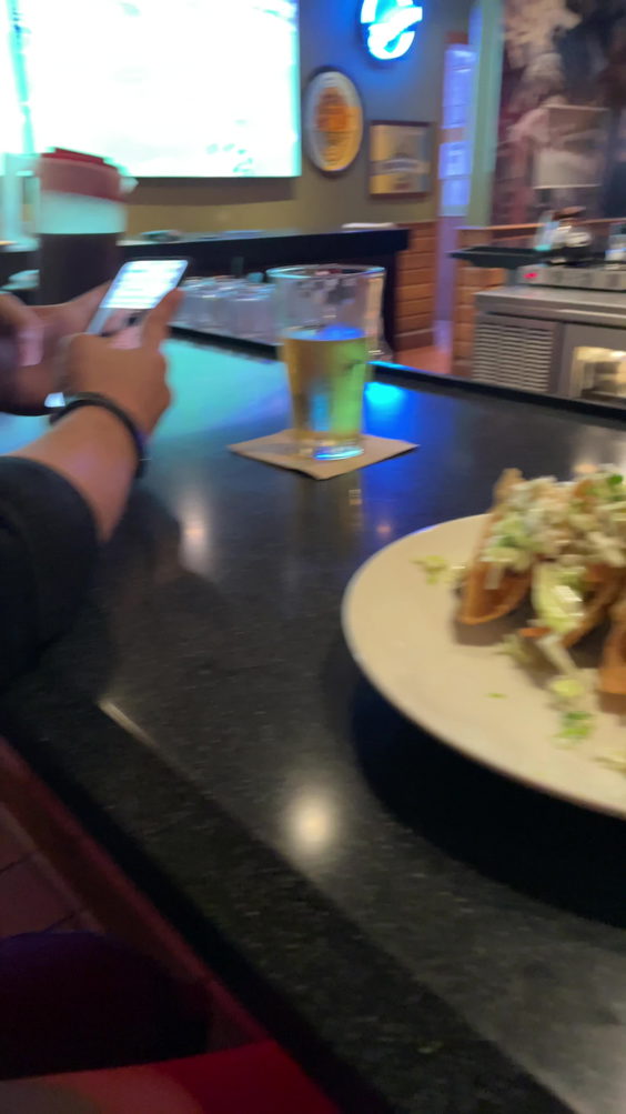 Applebee's Grill + Bar