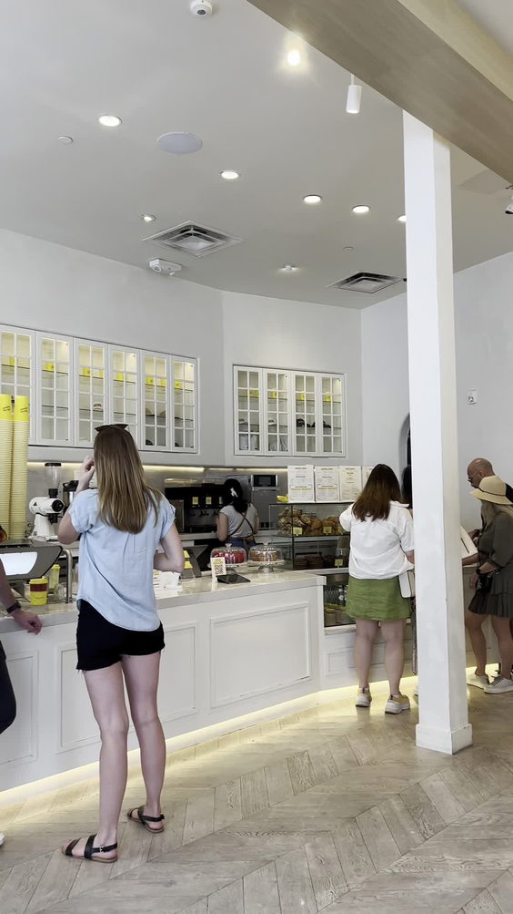 La La Land Kind Café