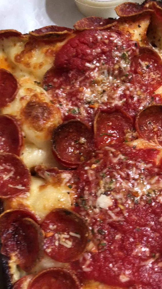 8 Mile Detroit Style Pizza