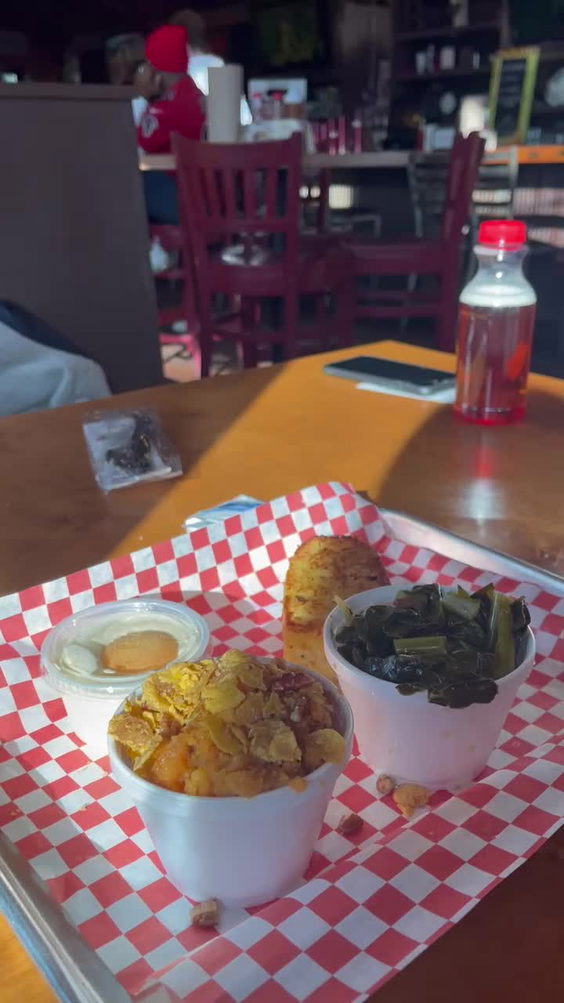 Moe's Original Bar B Que