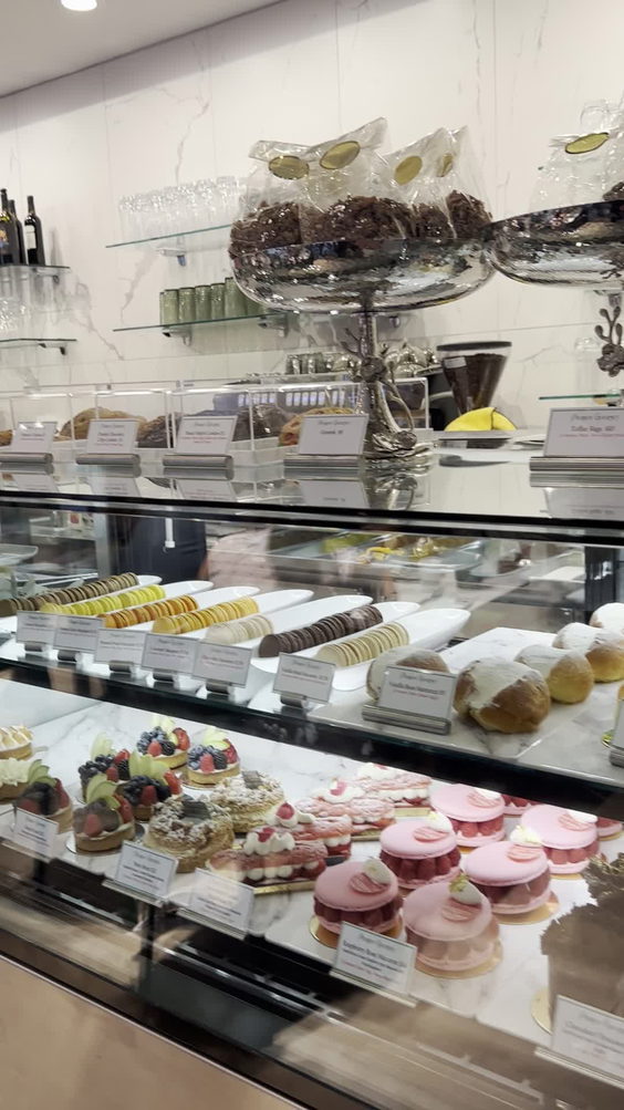 Pierrot Gourmet at The Peninsula