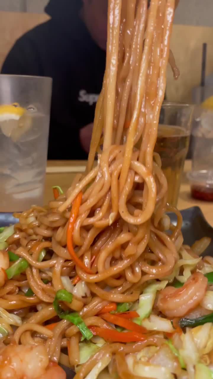 Video review of Shang Artisan Noodle