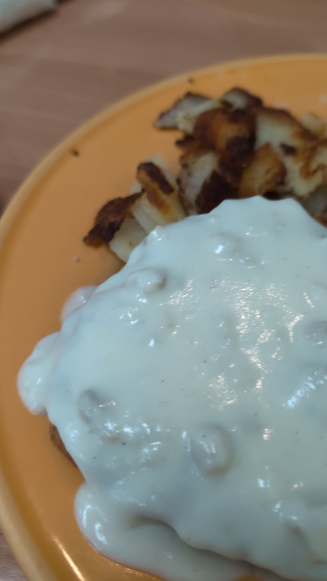 Video review of Country Kitchen