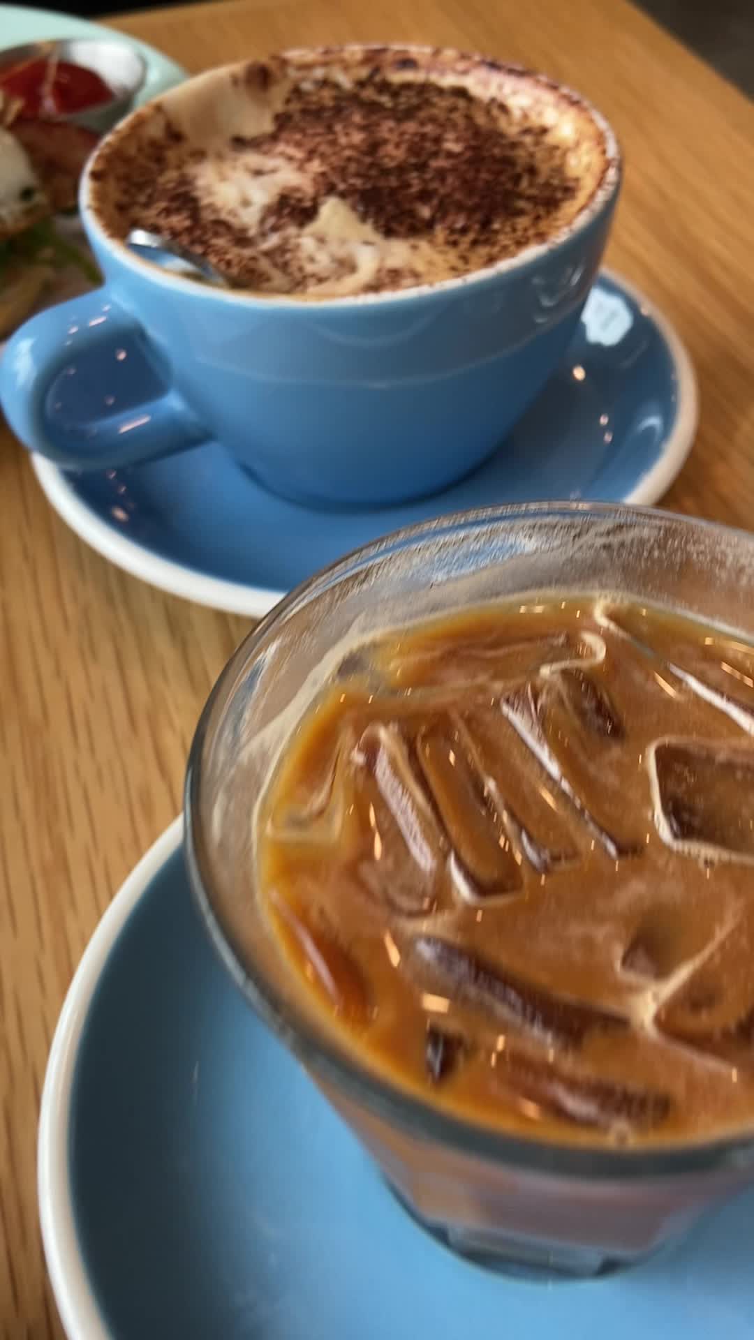 Video review of Bluestone Lane Larchmont Café