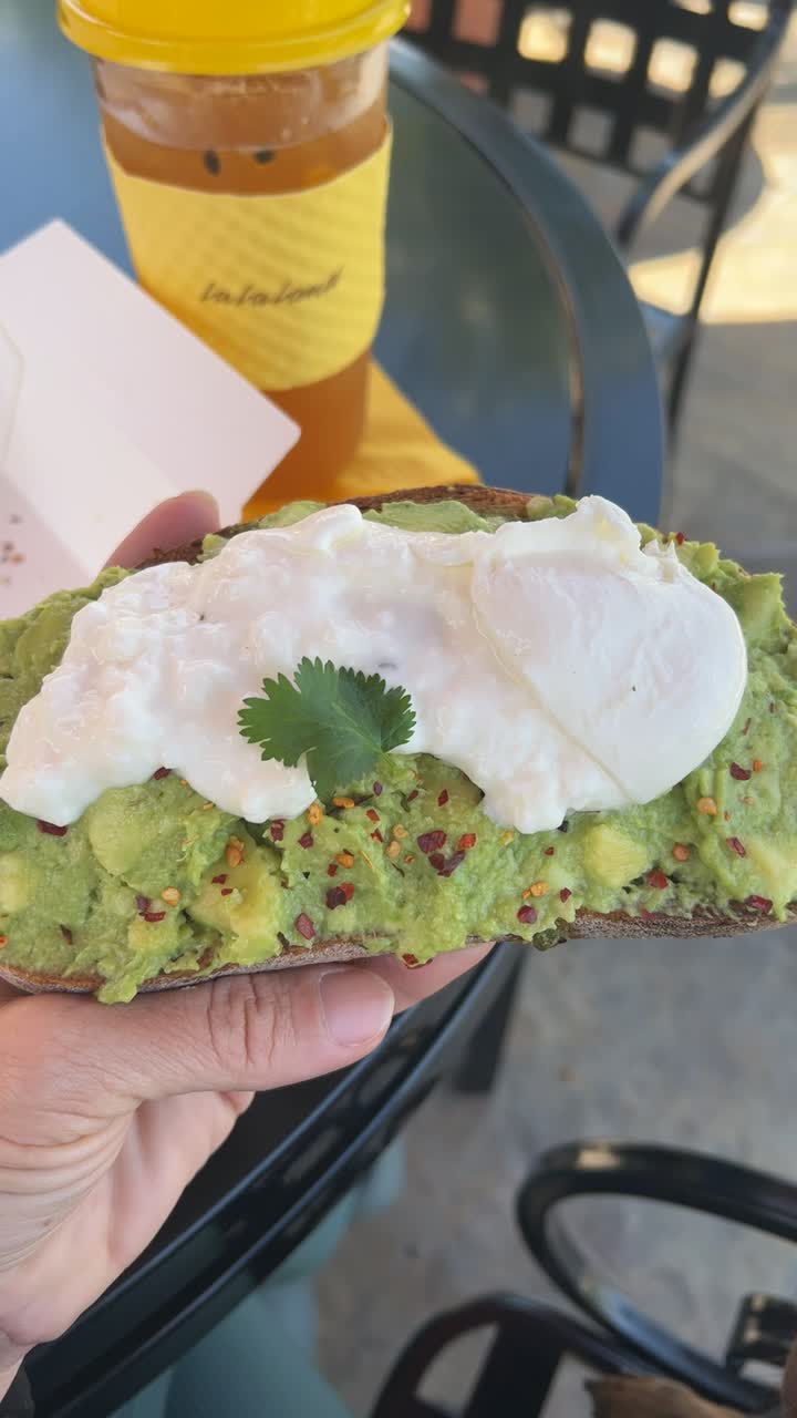 Lala land kind cafe