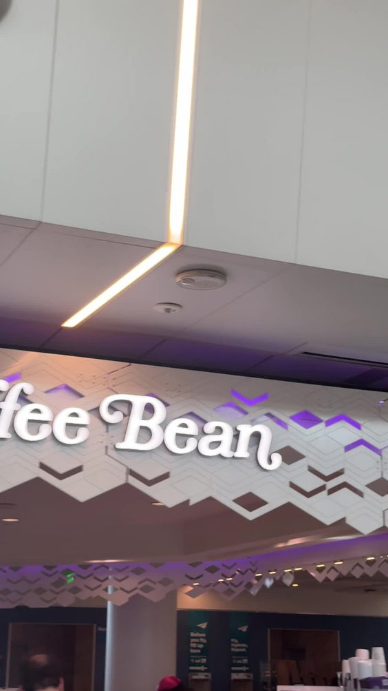 The Coffee Bean & Tea Leaf