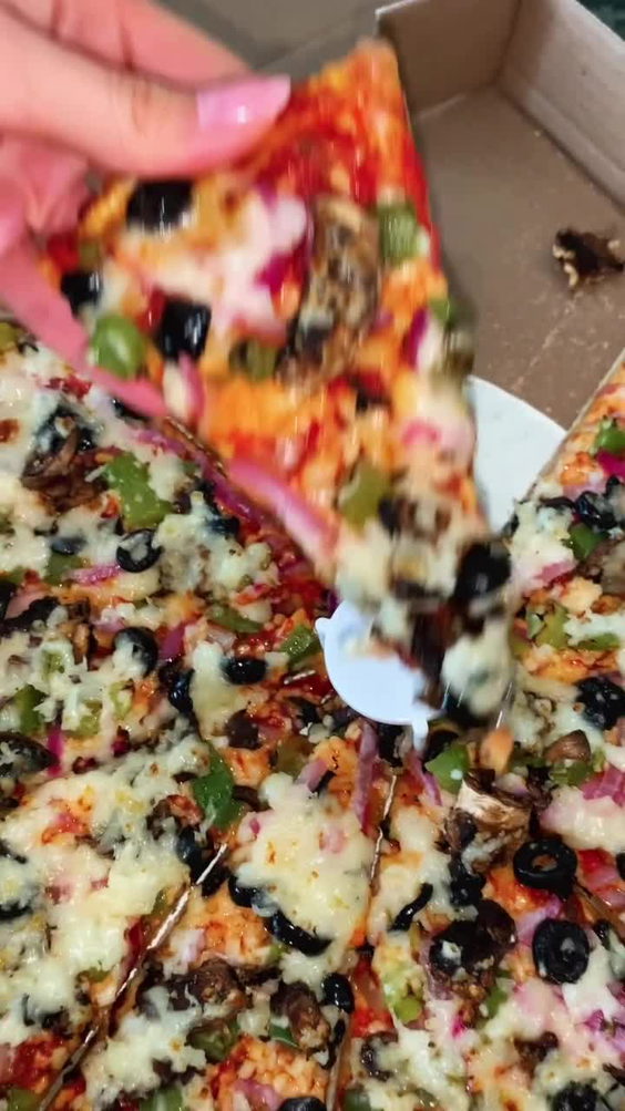 Mrsinghs veg pizza