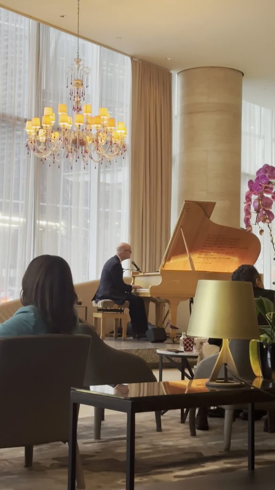 Lobby Lounge at the Shangri-La Toronto