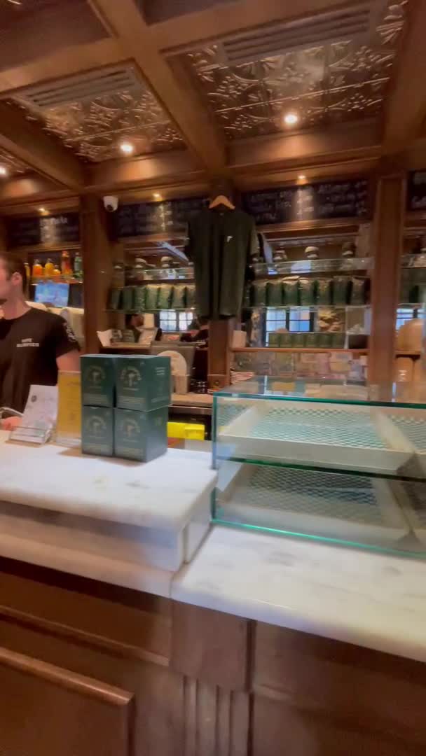 Café Olimpico - Mile End