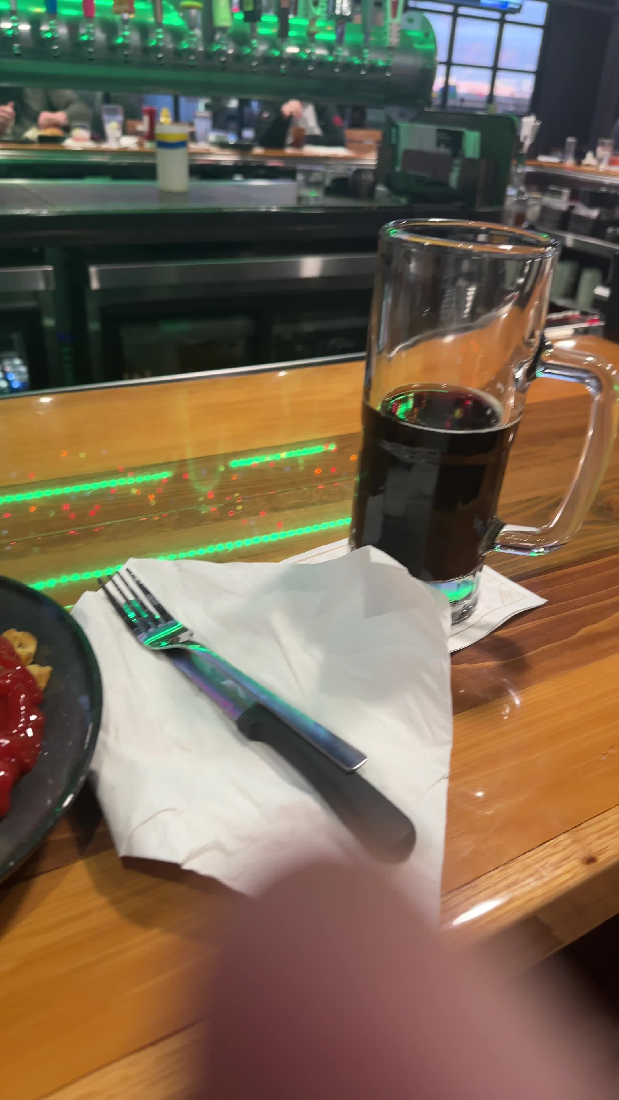 Walk-On's Sports Bistreaux - Arlington Restaurant