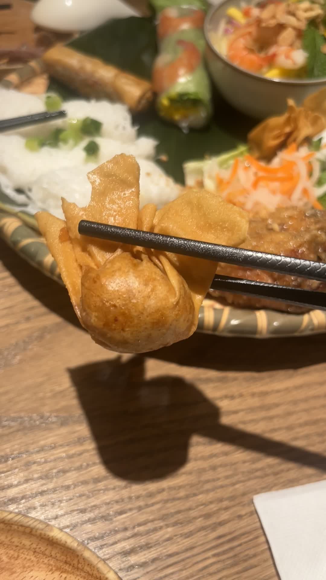 Video review of Akane Sushi