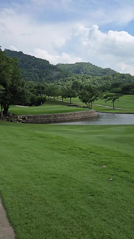 Black Mountain Golf Club