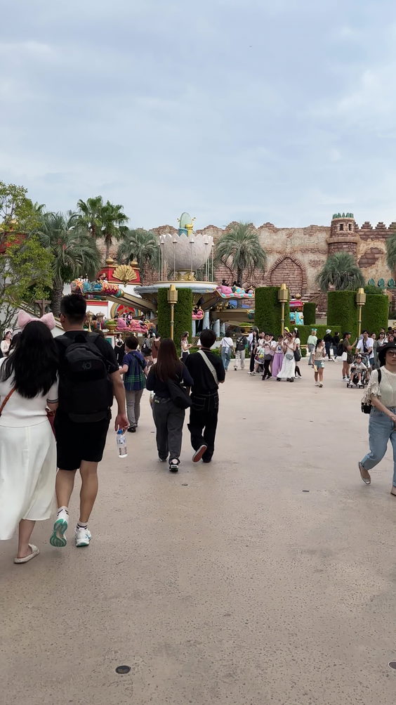 東京ディズニーシー (Tokyo DisneySea)