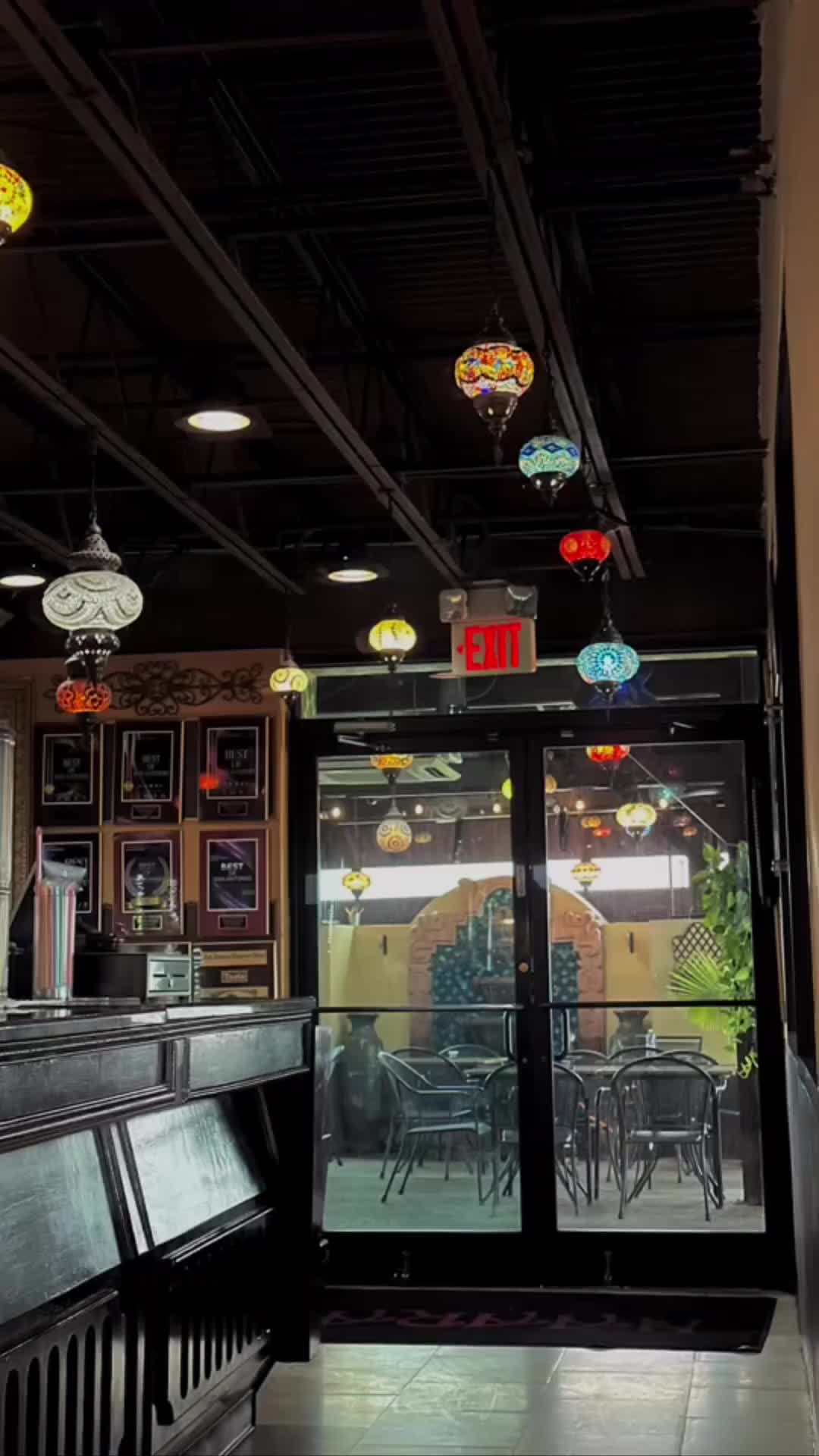 Video review of Naara's Cafe