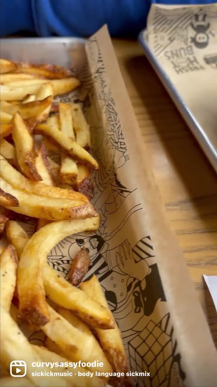 MOOYAH Burgers, Fries & Shakes