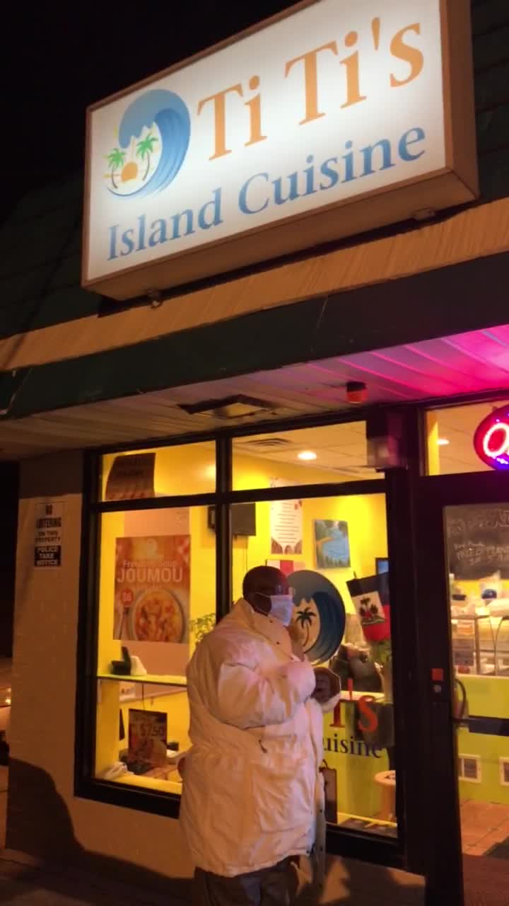 TiTi's Island Cuisine
