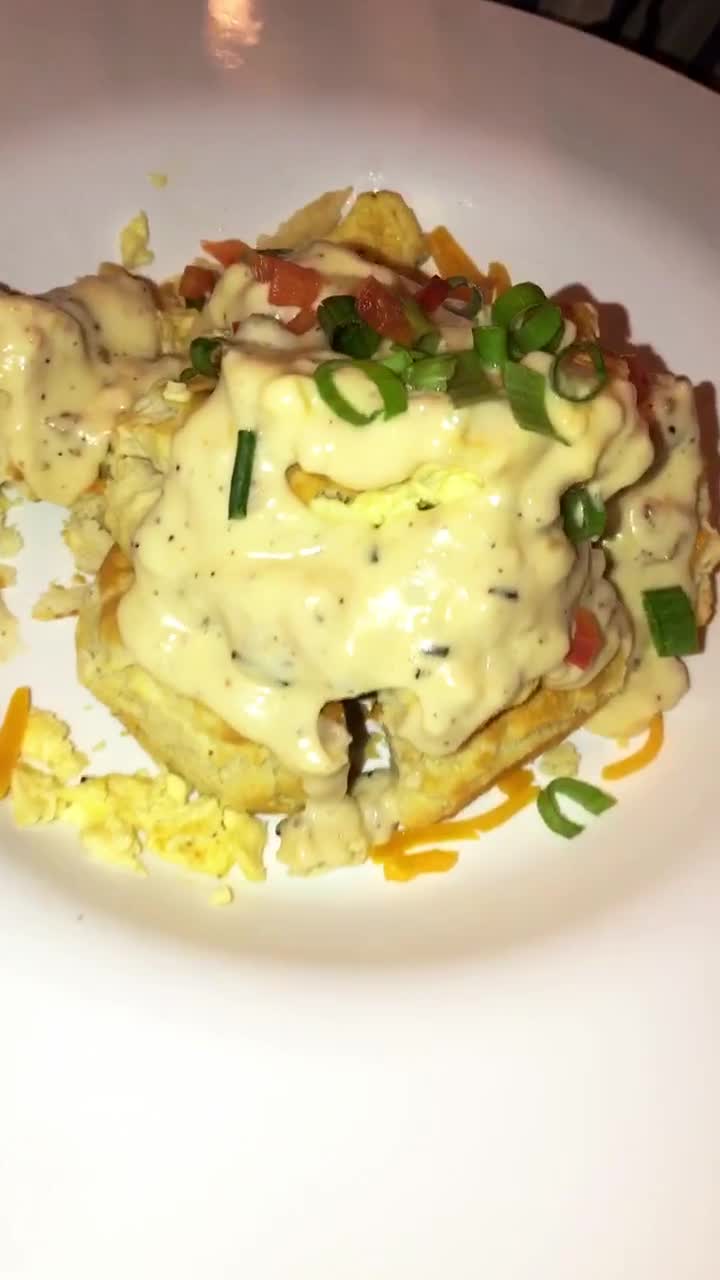 Hoptinger Bier Garden & Sausage House