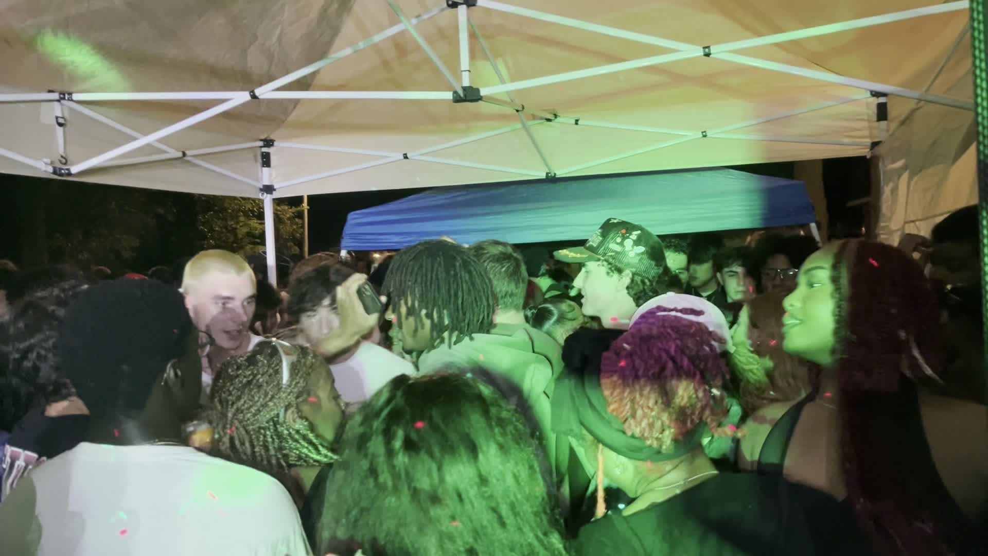 City Moment · Normal