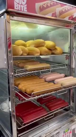 711