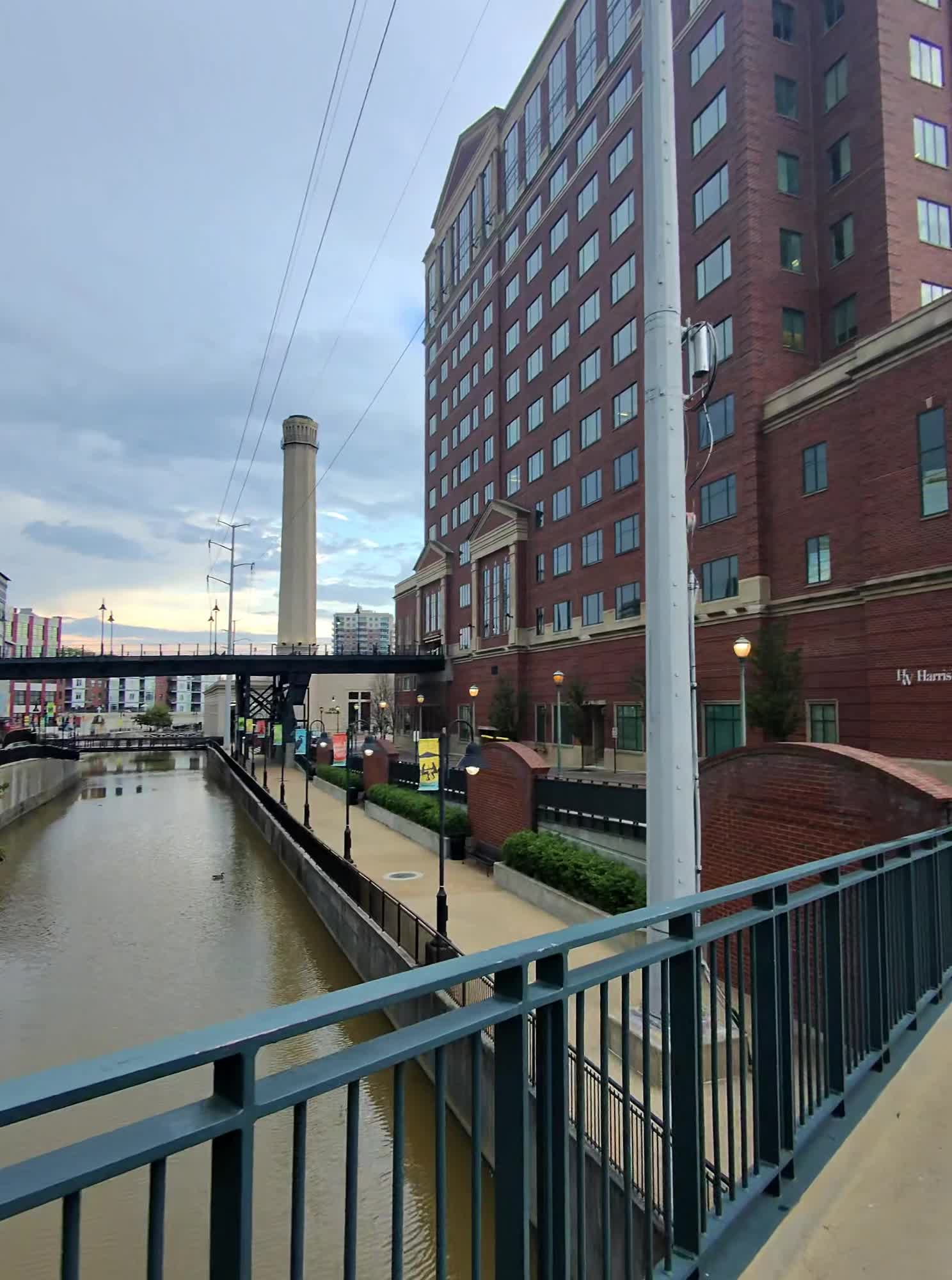 Video review of Canal Walk