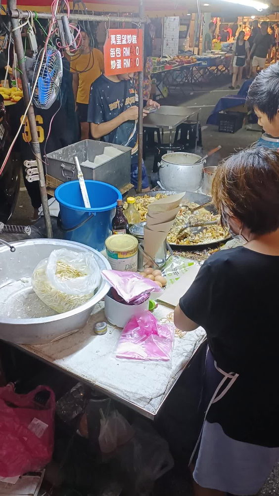 First Garden Pasar Malam