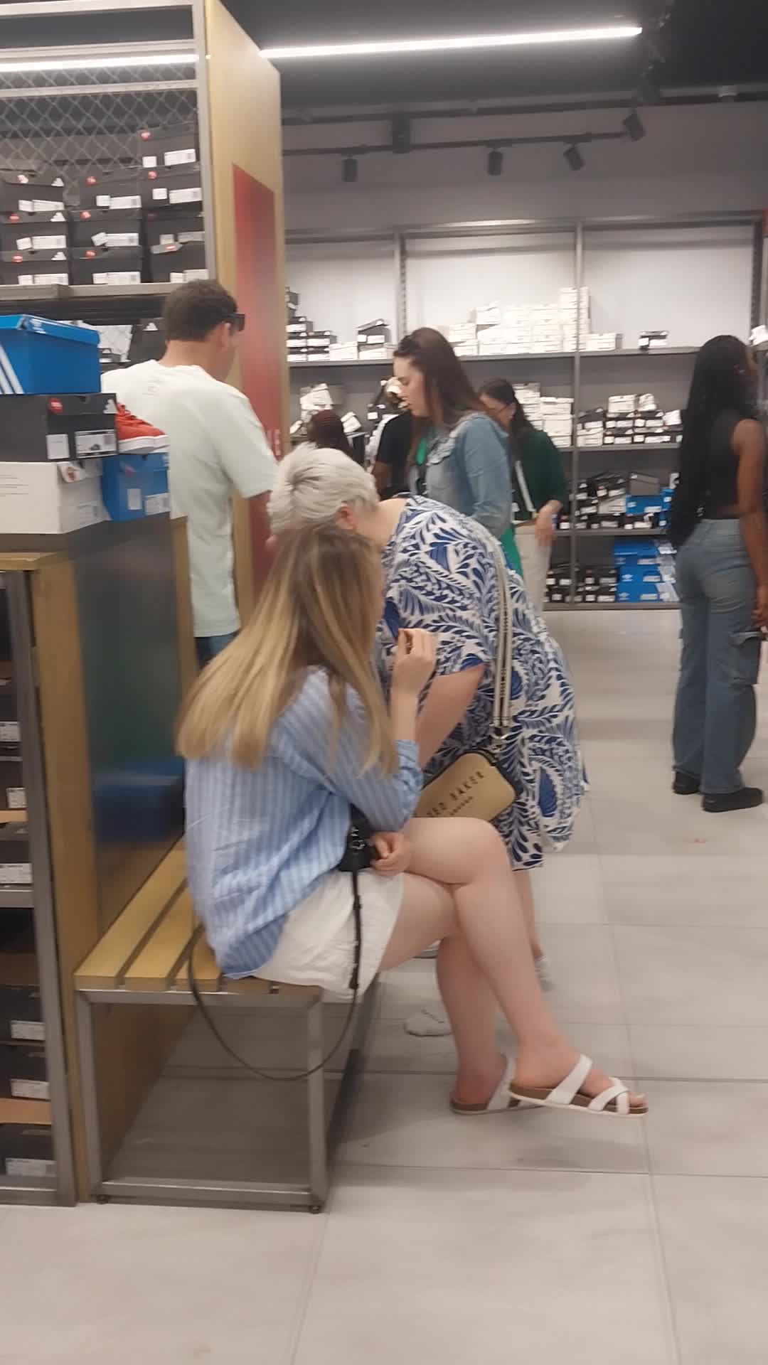 Adidas Outlet Store