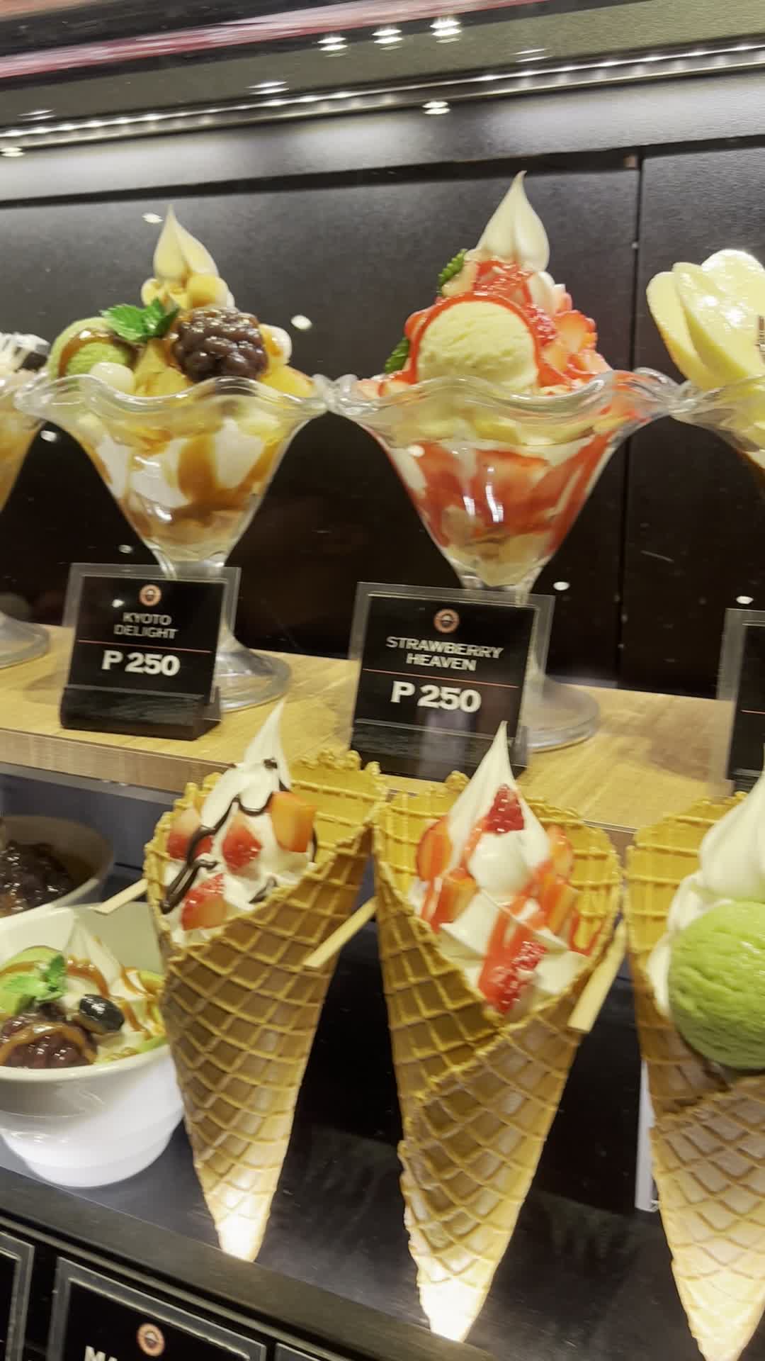 Video review of St. Marc Café