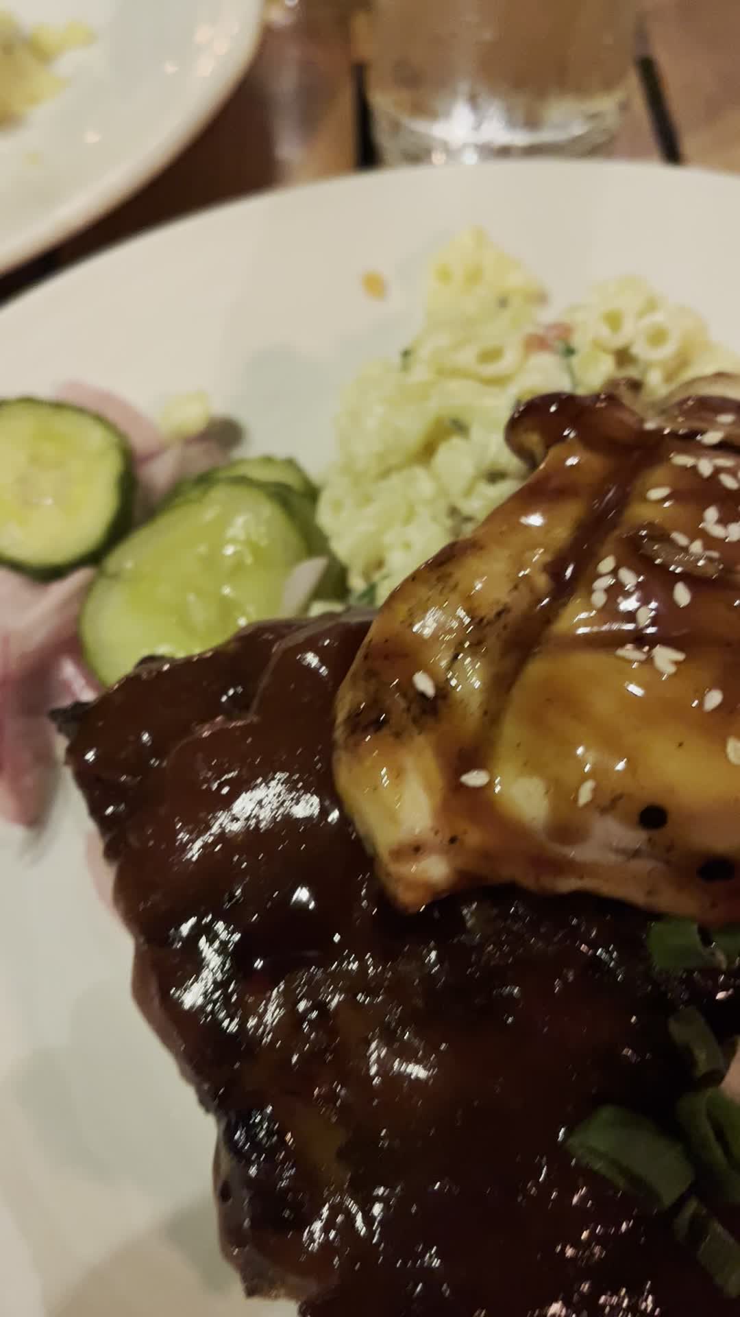 Duke's Beach House Maui