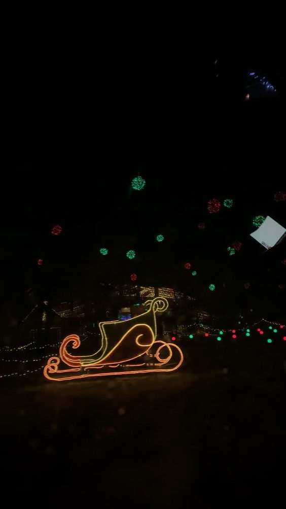 Hampden Christmas Lights on 34th Street