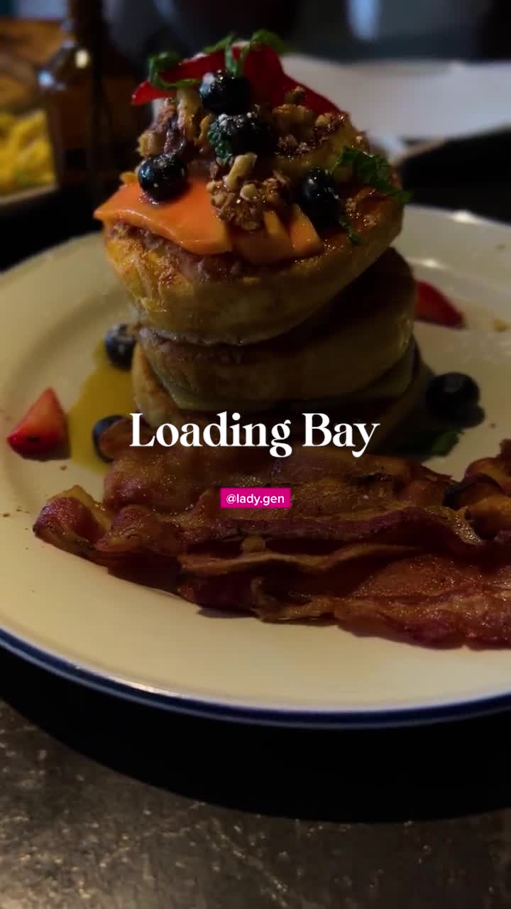 Ella's Cafe Espresso & Wine Bar