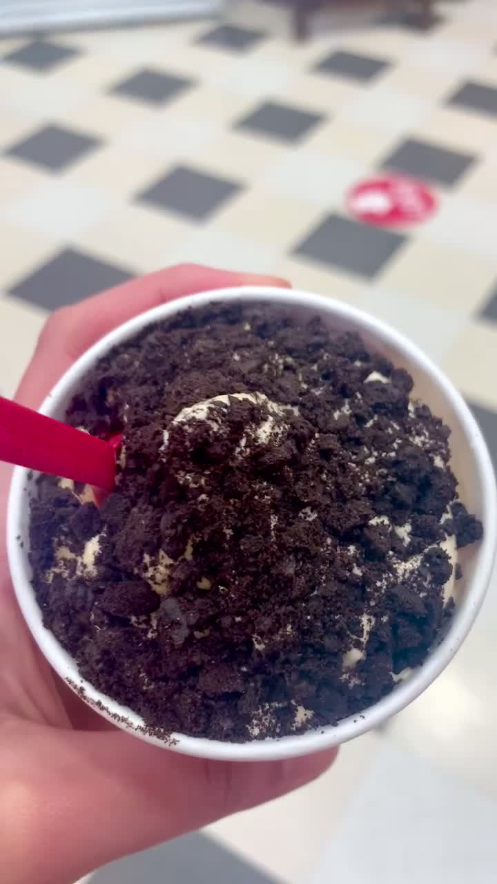 Cruze Farm Ice Cream Downtown