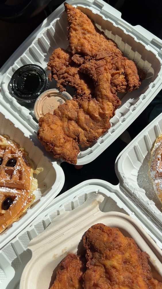 Buddy's Chicken & Waffles