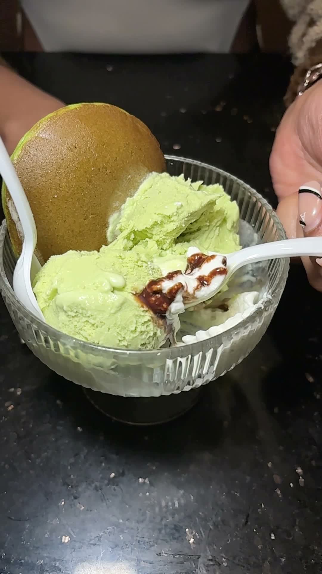 Video review of Taiyaki Chicago