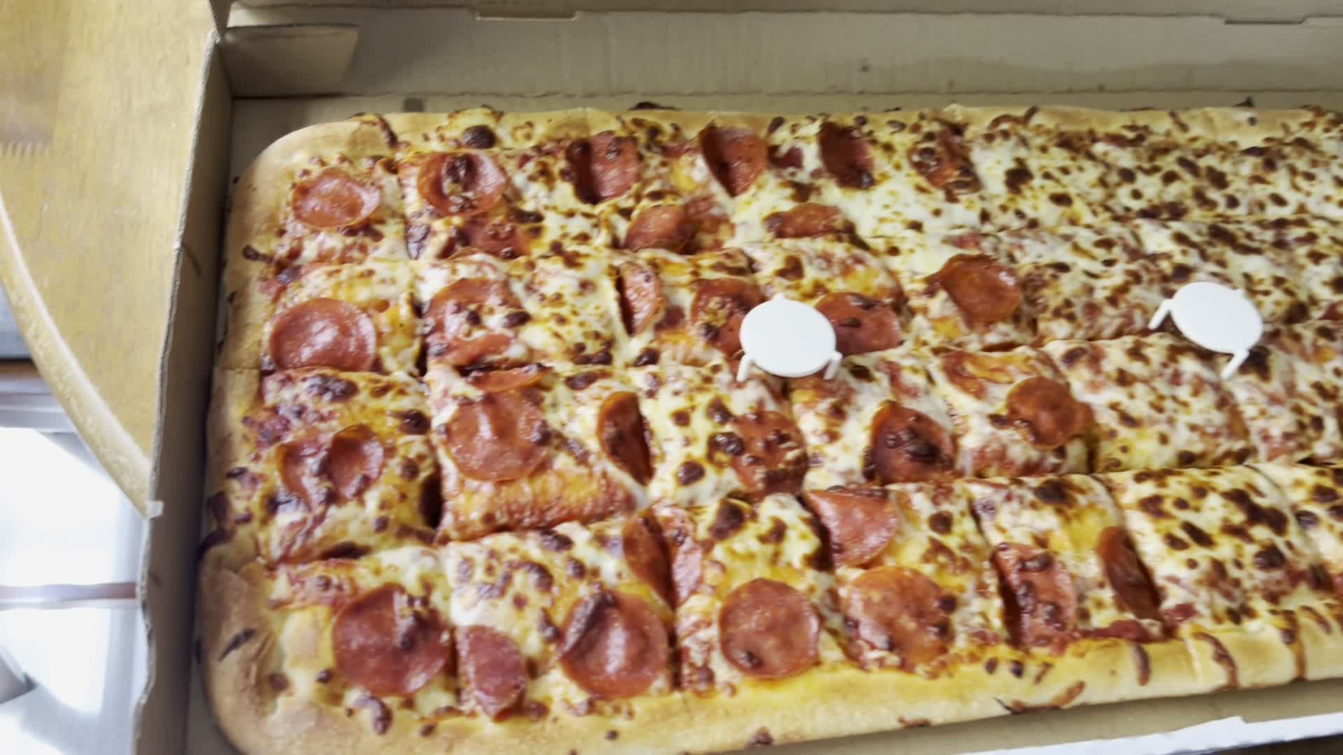 L.A. Pizza Shop
