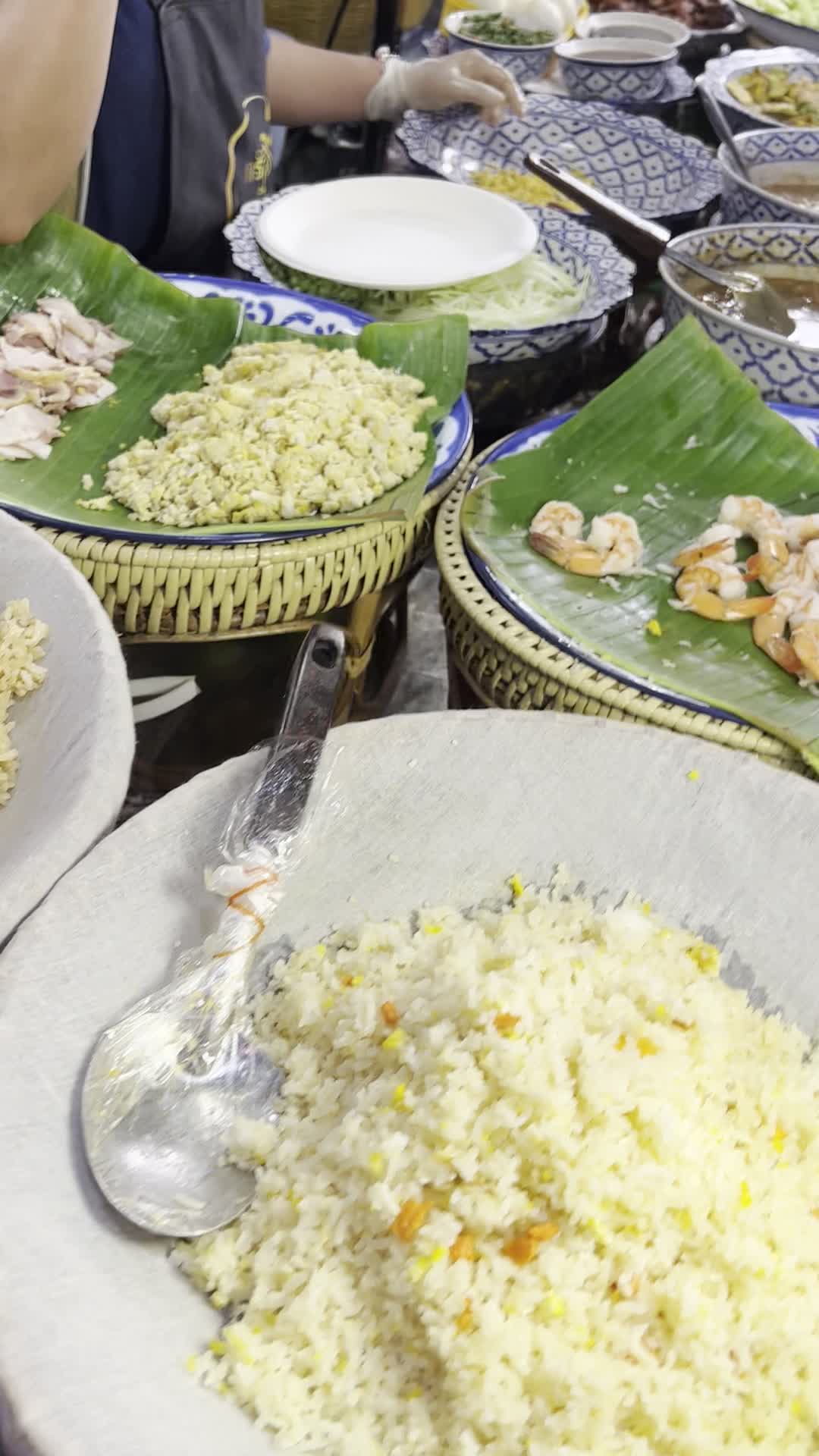 ICONSIAM Thai Street Food
