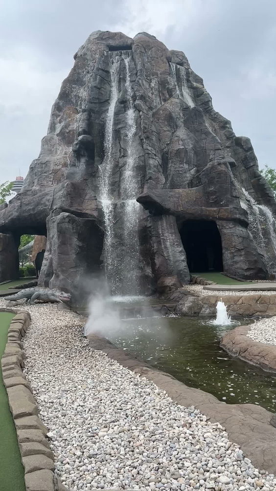 Dinosaur Adventure Golf