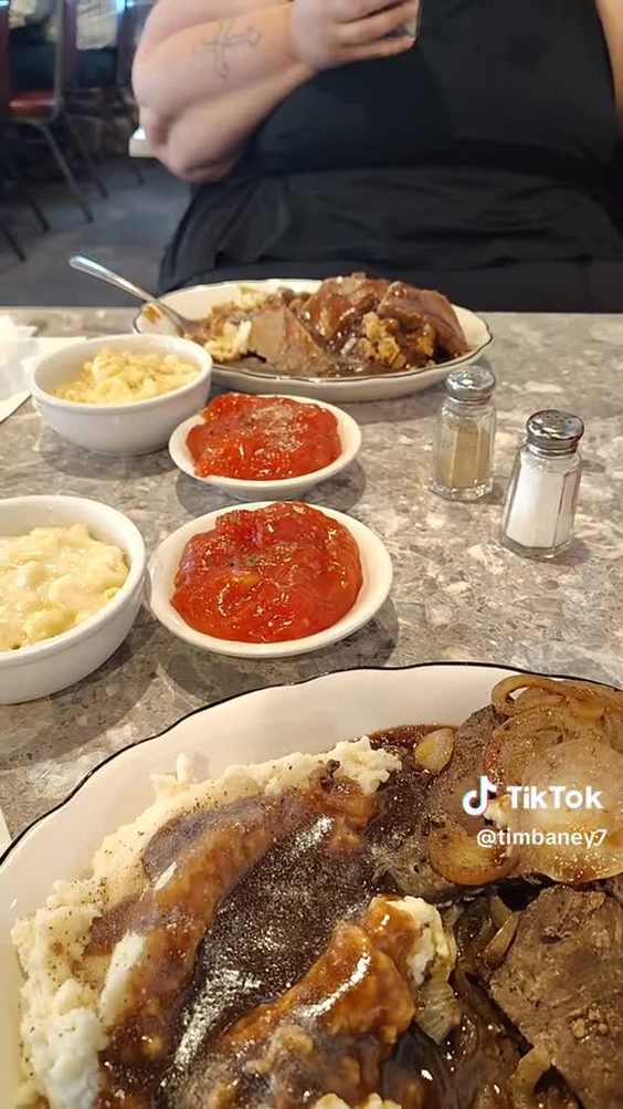 Ric-Mar Restaurant