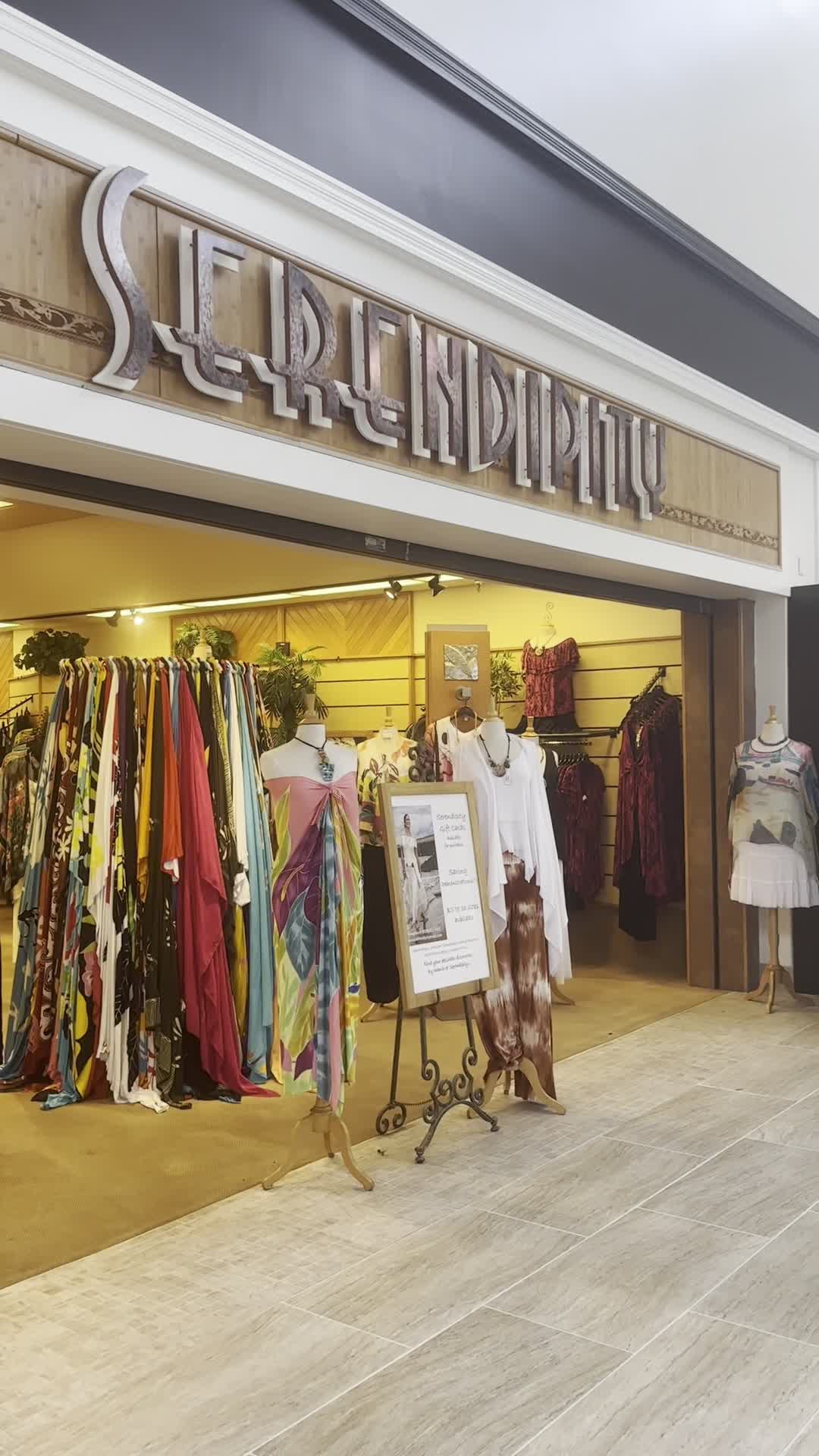 Video review of Lahaina Cannery Mall