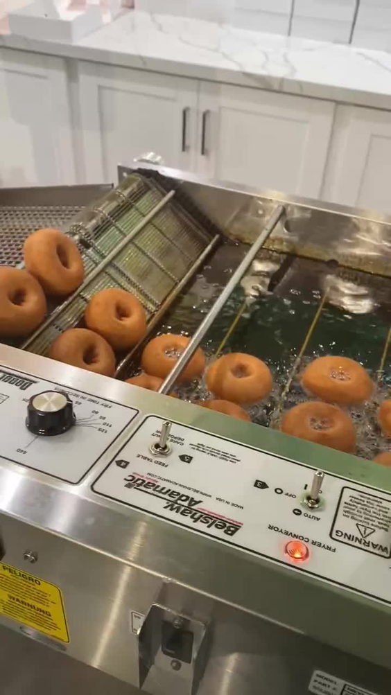 Purve donut shop
