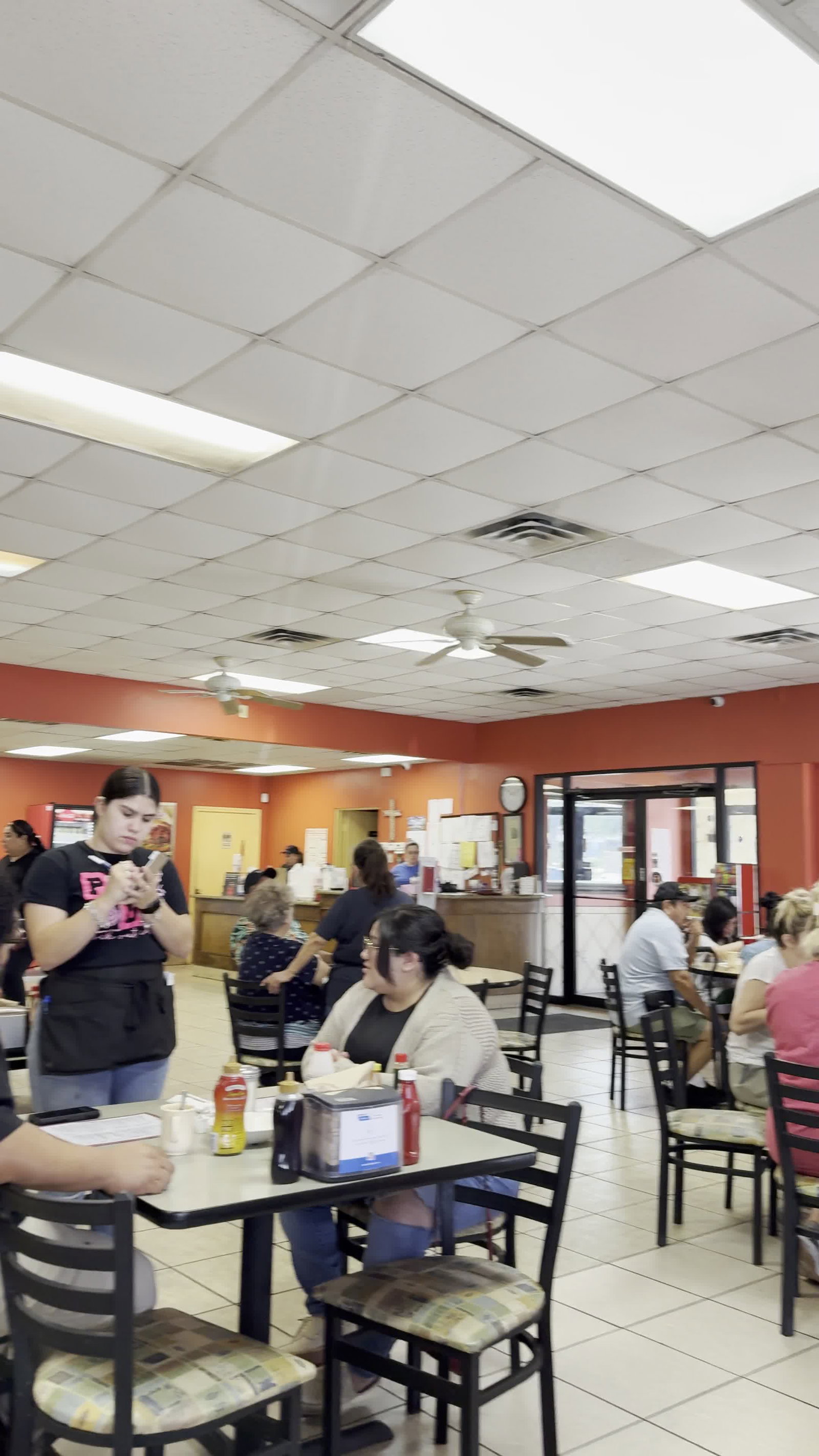 Video review of Frank's Grill