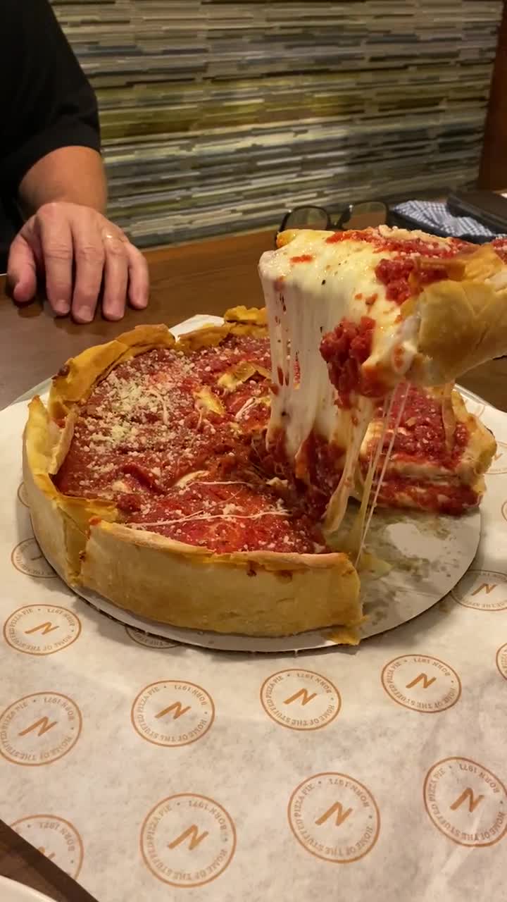 Video review of Nancy's Pizzeria