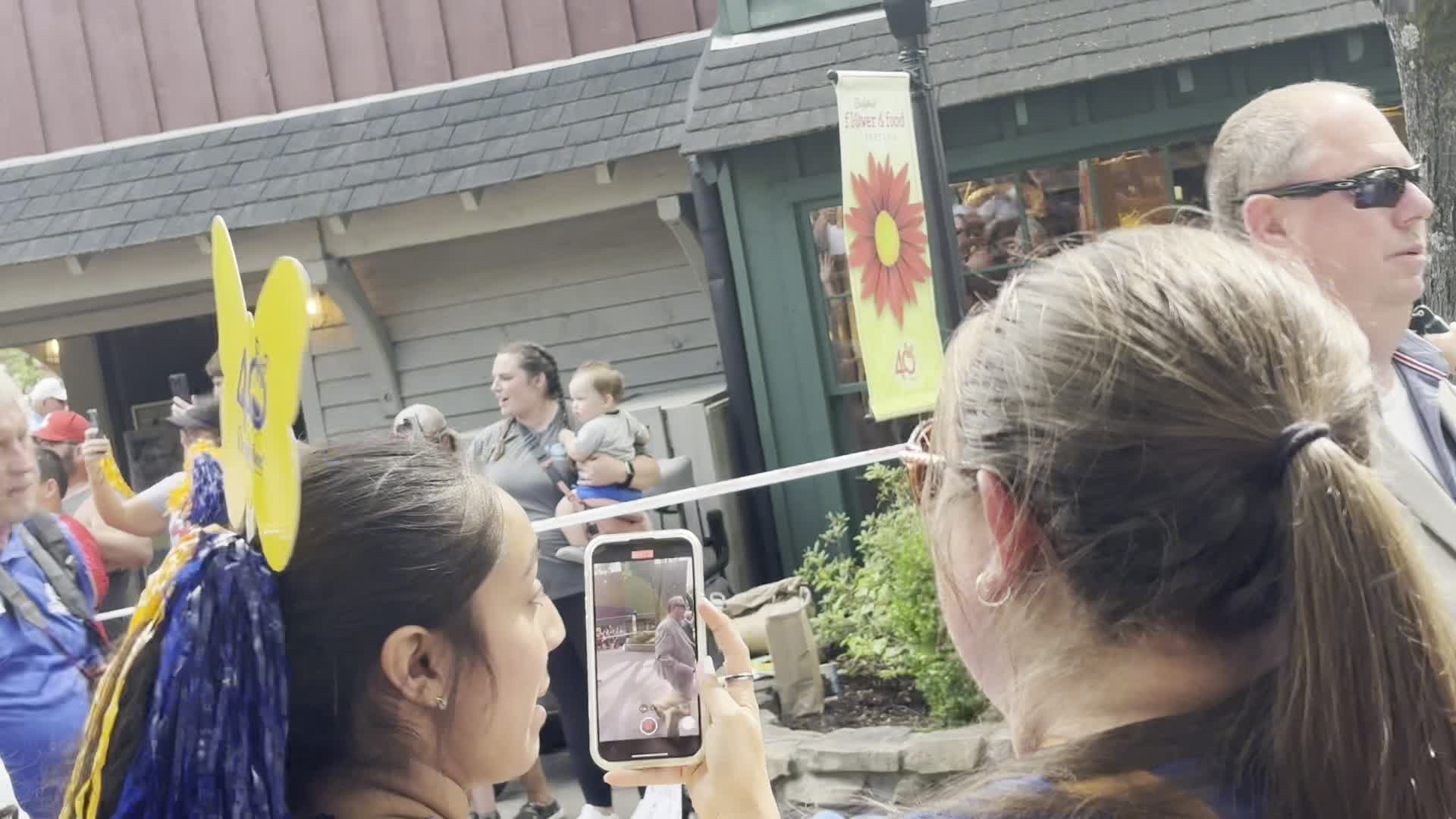 Video review of Aunt Granny's