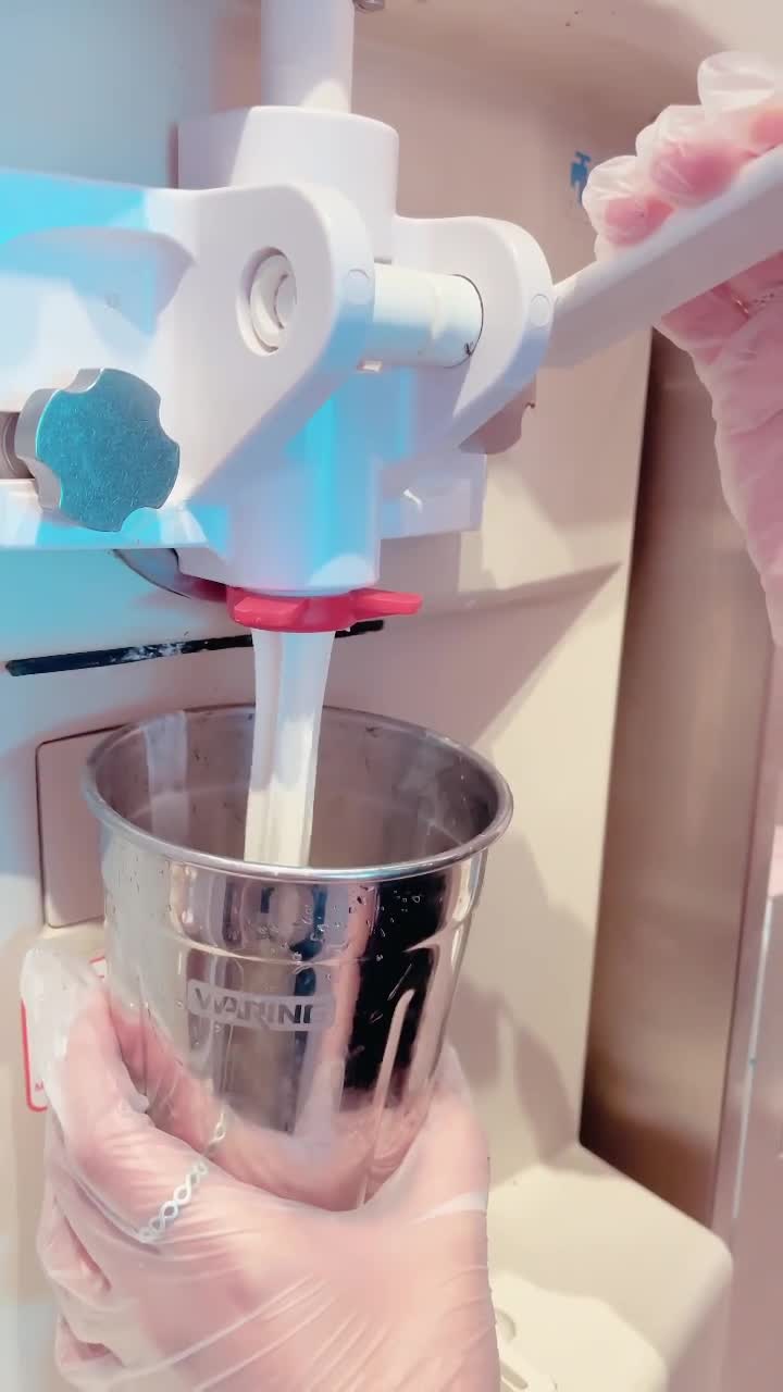 Chacha G - Lassi Cafe / Shake It & Co.