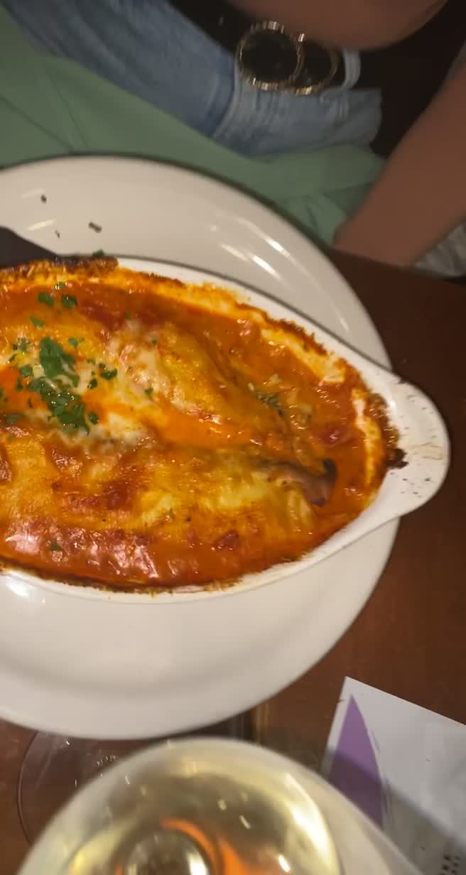 Pepperoncini Restaurant & Bar