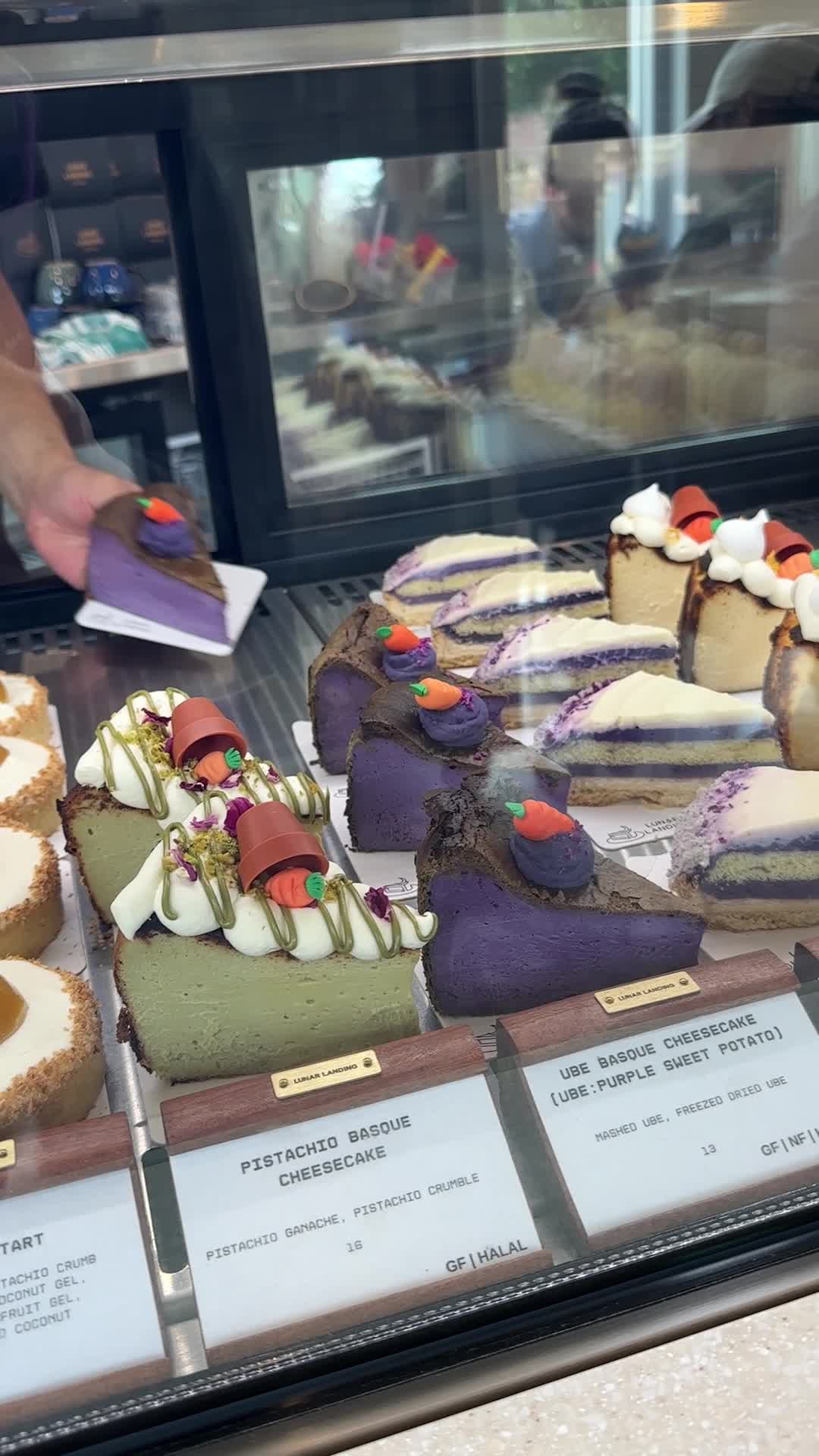 Video review of Muratti Cakes & Gateaux