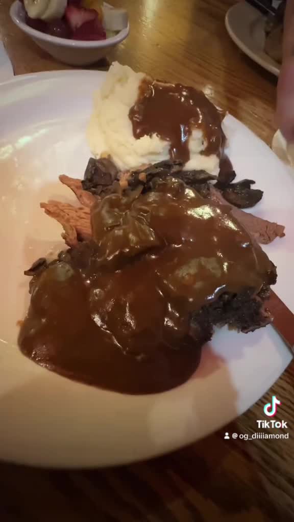 Billy Reed's Restaurant Bakery & Bar