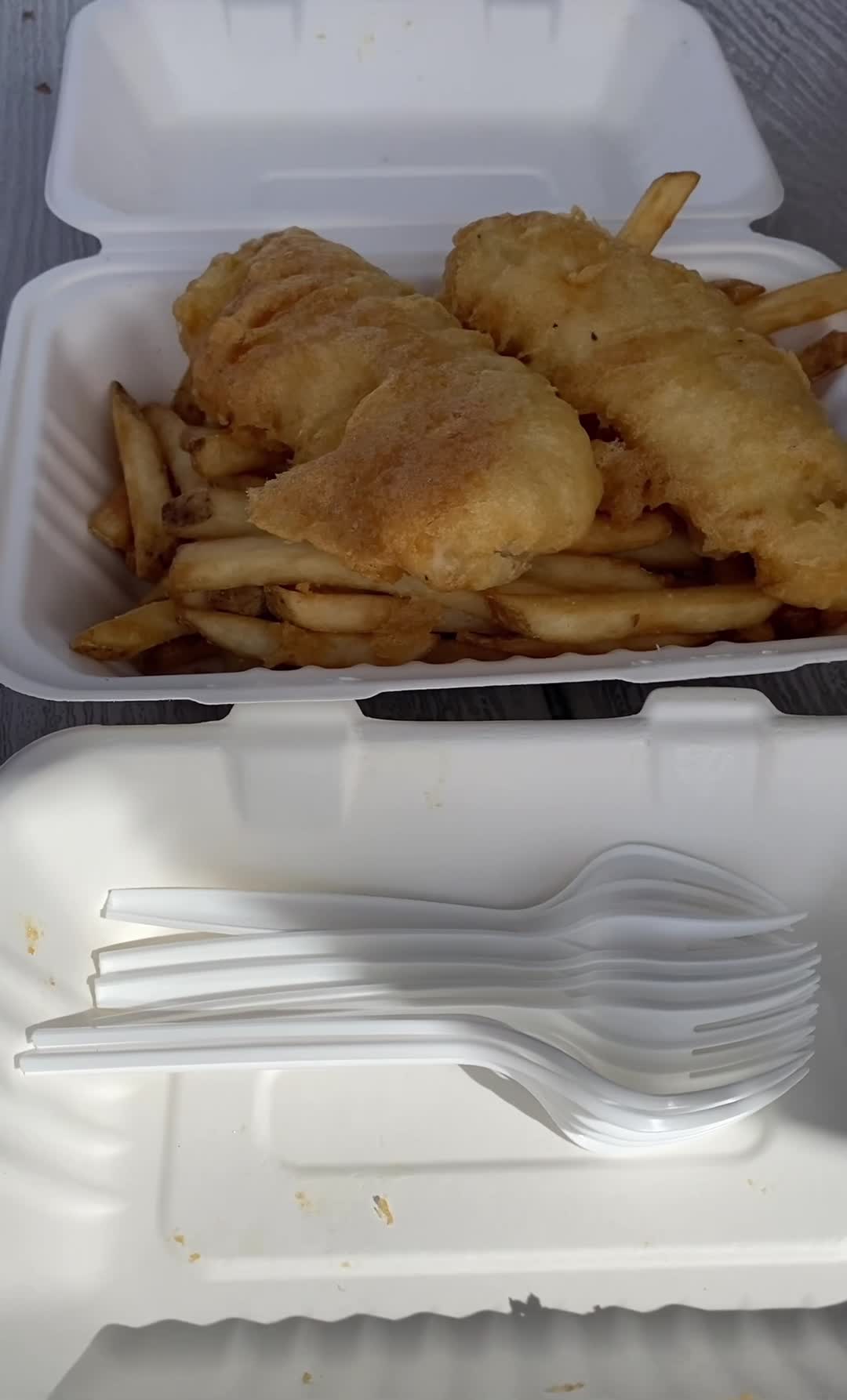 Video review of Barb's Fish & Chips