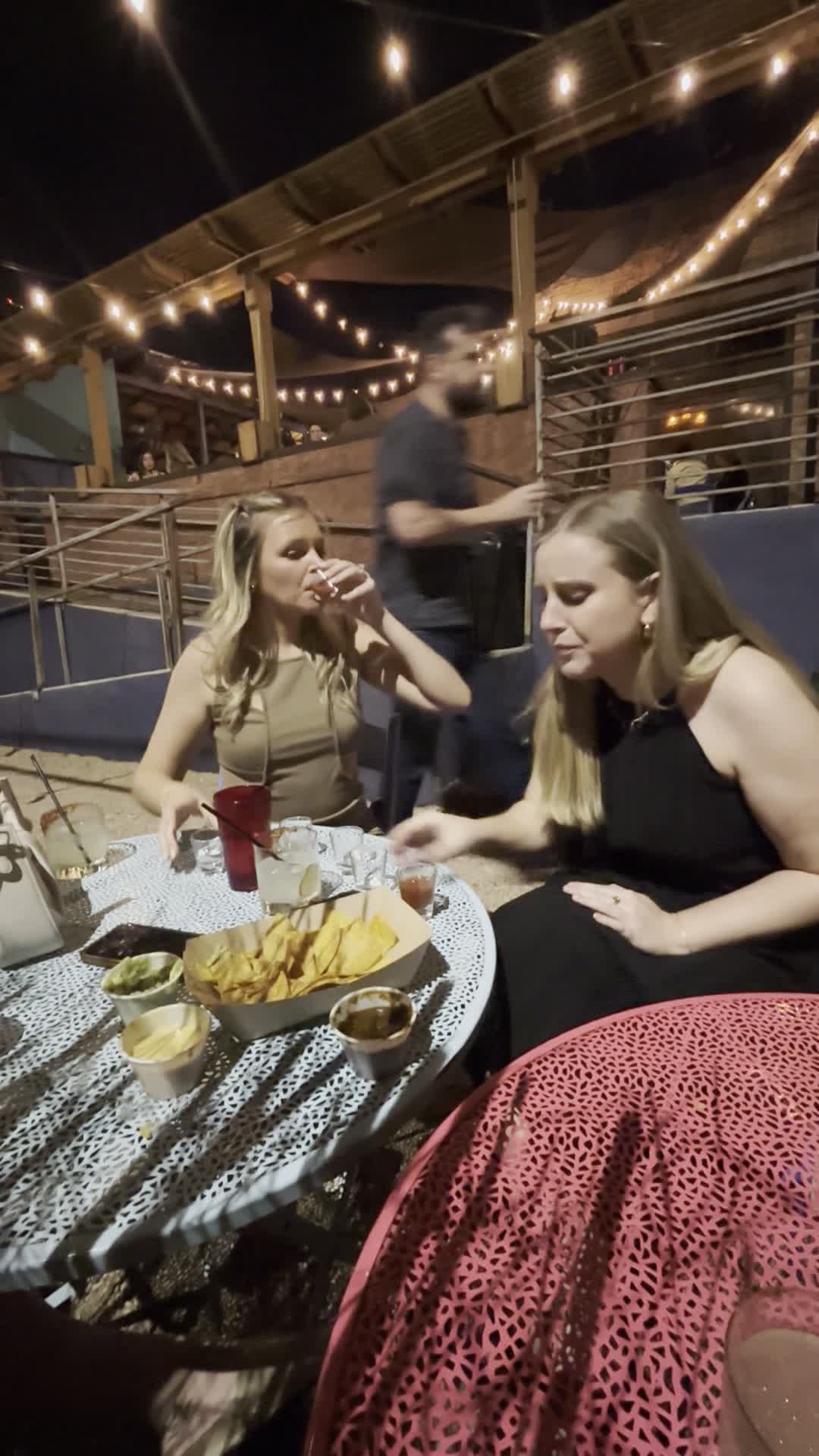 Video review of Las Perlas Austin