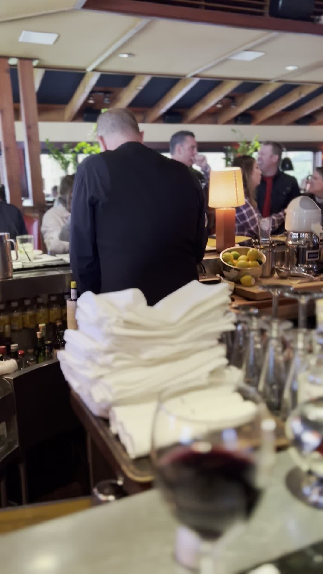 Video review of Rutherford Grill